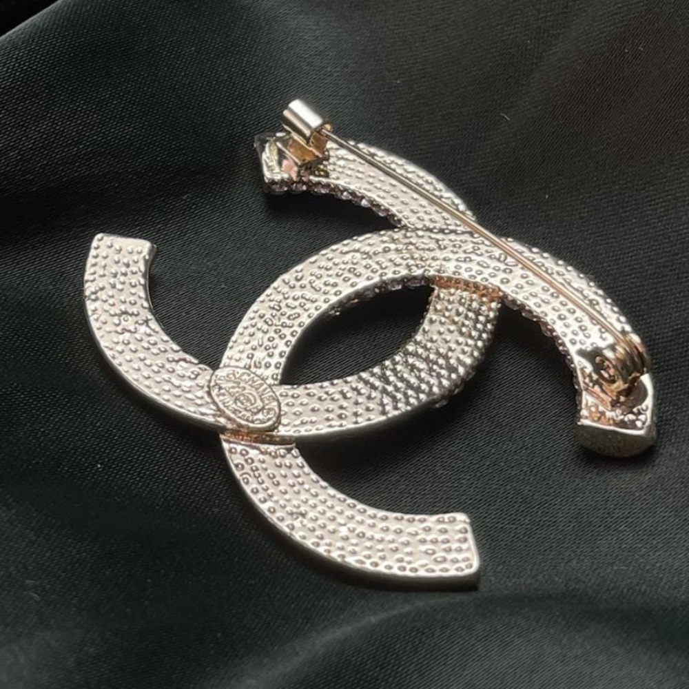 Auth CHANEL Rhinestone Pin Brooch - Picture 4 of 9